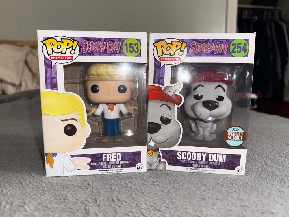 Funko Pop! Scooby-Doo! Fred #153 and Scooby Dum #254 Specialty Series Exclusive